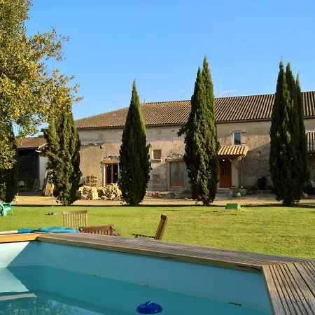 Grange De Lavande